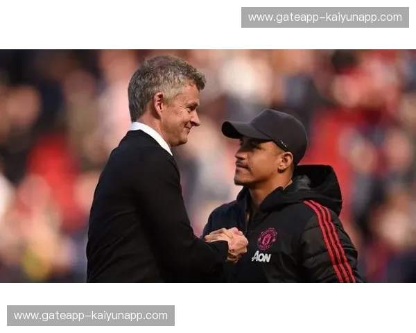 梦剧场的宿命之战：曼联与德比郡的恩怨情仇与战术博弈深度拆解